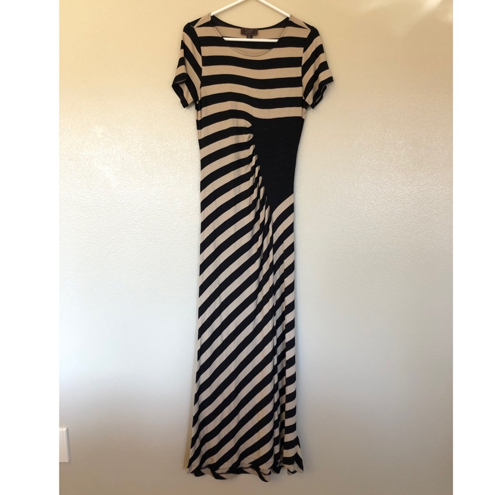 Trulli Black and Tan maxi with shirt sleeves